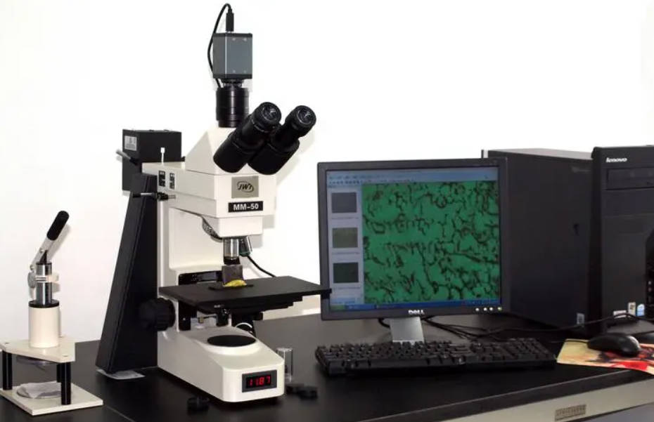 高德注册金相显微镜的使用技巧